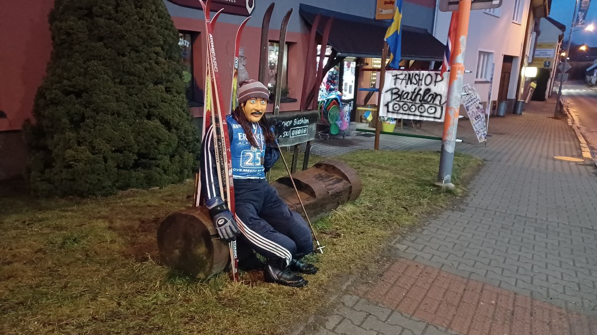 Nové Město na Moravě má neúnavného zpovědníka Fanouše. Díky biatlonu
